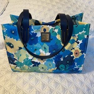 Dooney & Bourke Shopper
